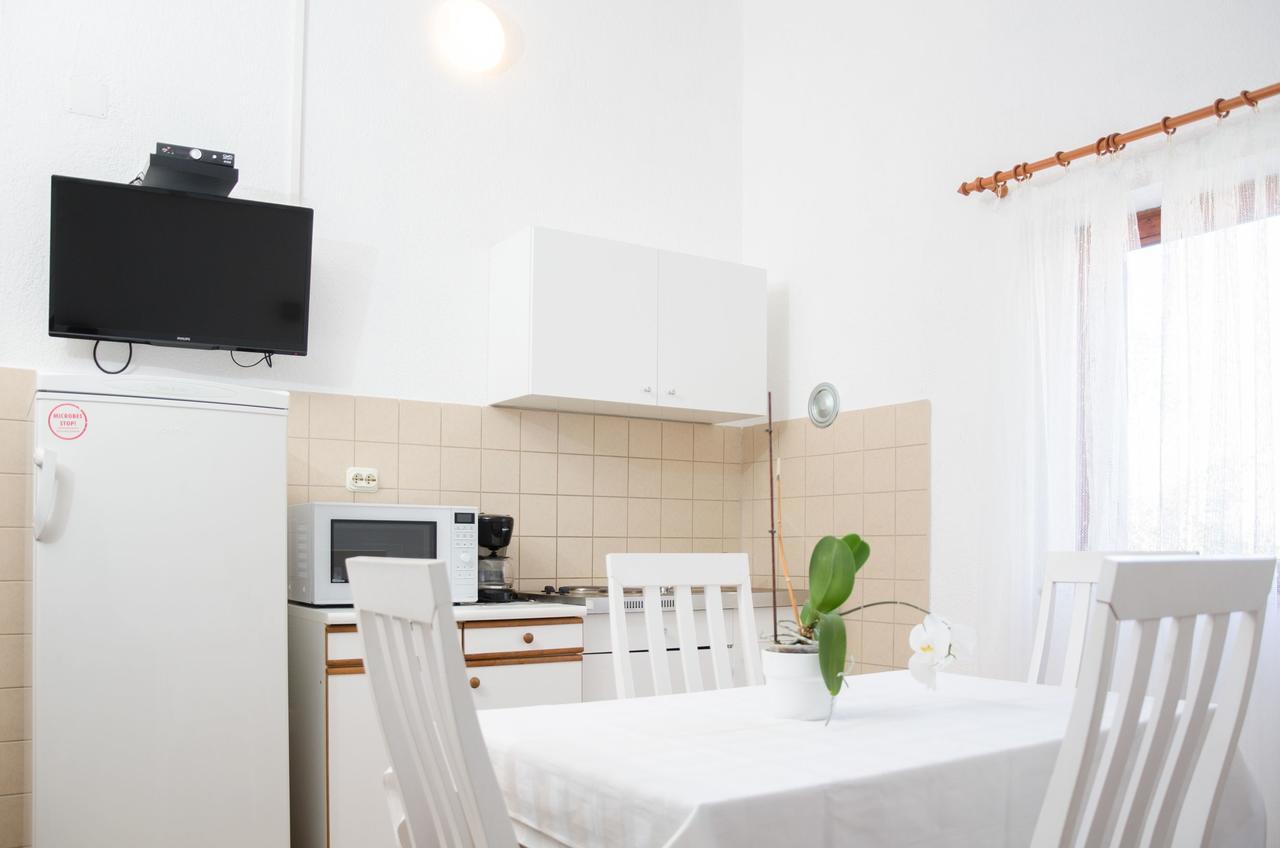 Apartments Sanja Sibinj Krmpotski Dış mekan fotoğraf