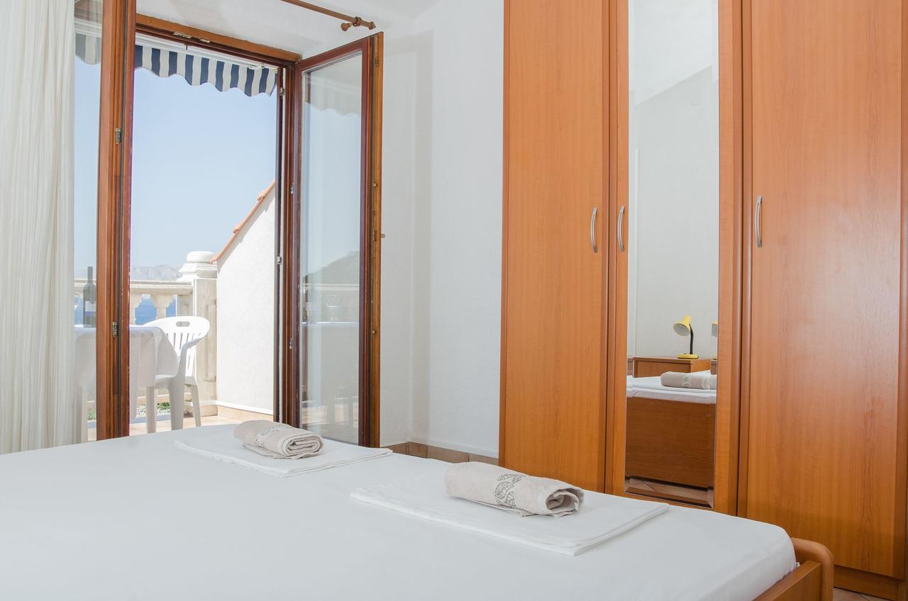 Apartments Sanja Sibinj Krmpotski Dış mekan fotoğraf